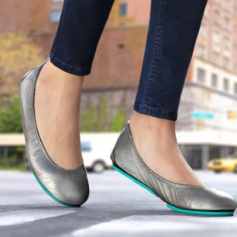 Tieks Ballet Flats in Metallic Pewter Gray Size 12